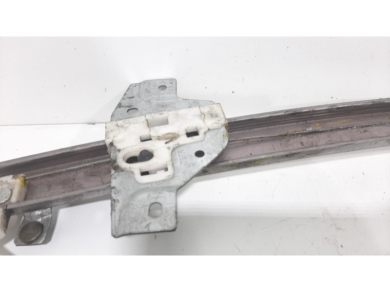 Recambio de elevalunas delantero derecho para hyundai getz (tb) 1.1 básico referencia OEM IAM 824041C010  