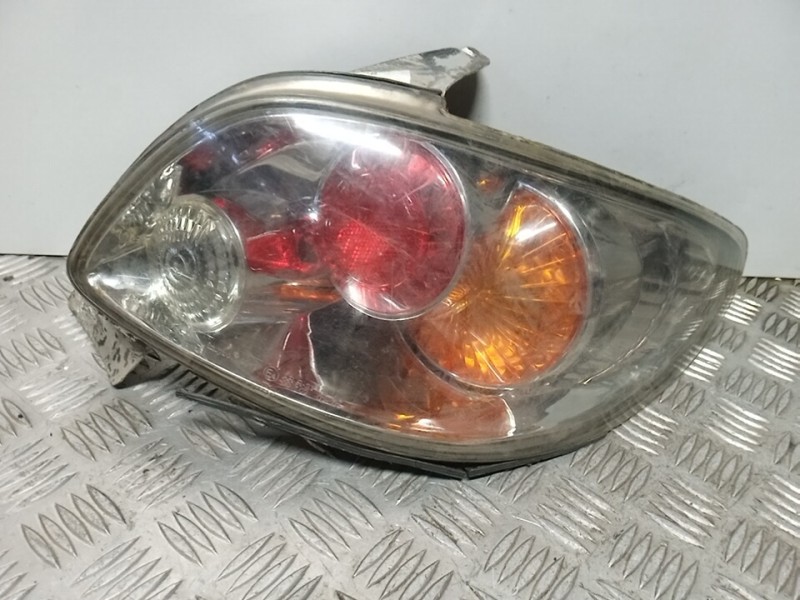 Recambio de piloto trasero derecho para peugeot 206 berlina referencia OEM IAM  TUNING 