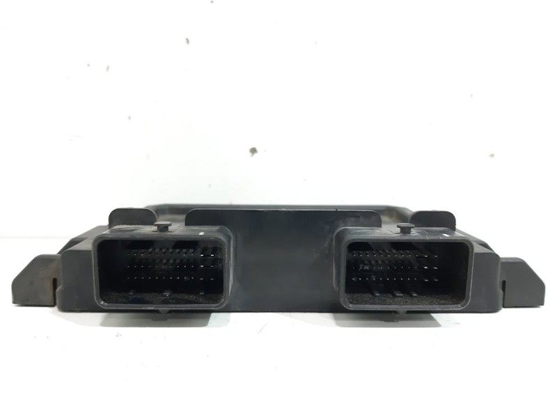 Recambio de centralita motor uce para peugeot 206 berlina xr referencia OEM IAM  9640899880 