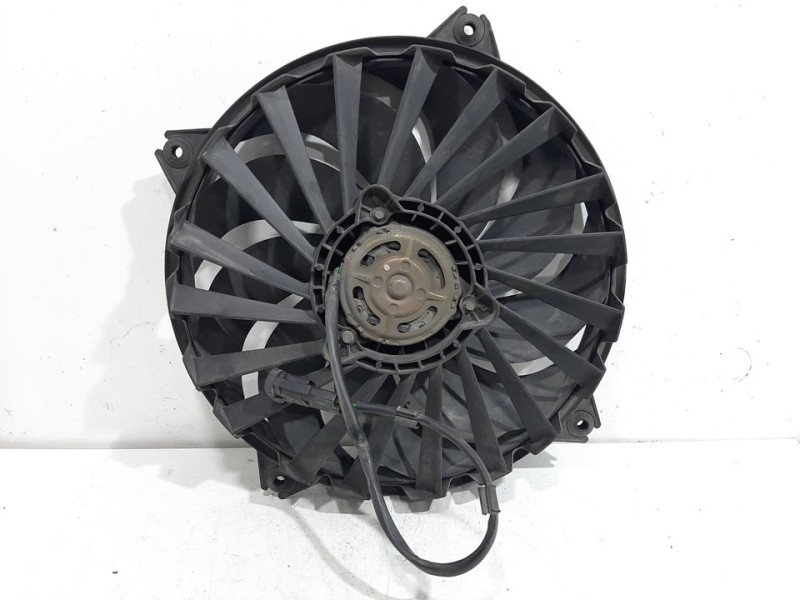 Recambio de electroventilador para citroën c5 berlina 2.0 16v sx automático referencia OEM IAM 9633808480  