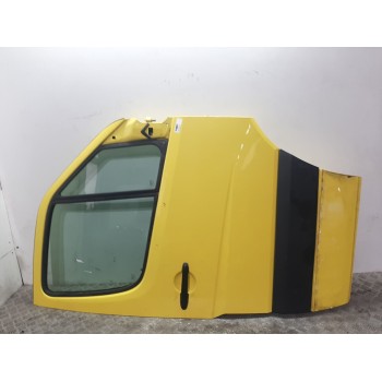 PUERTA DELANTERA DERECHA A9067200105  OEM A9067200105
