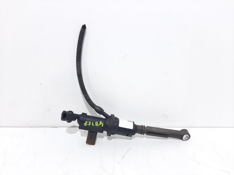 Recambio de bomba embrague para peugeot 5008 active referencia OEM IAM  9689016180 