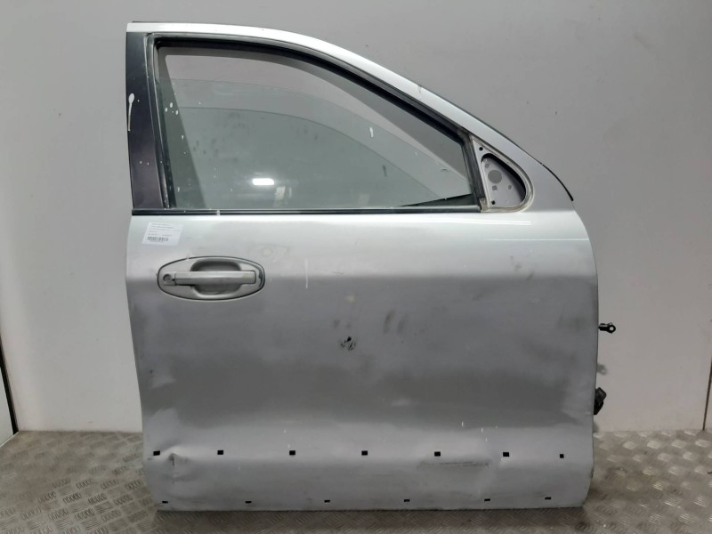 Recambio de puerta delantera derecha para hyundai santa fe (sm) 2.4 gls referencia OEM IAM 7600426111 GRIS 