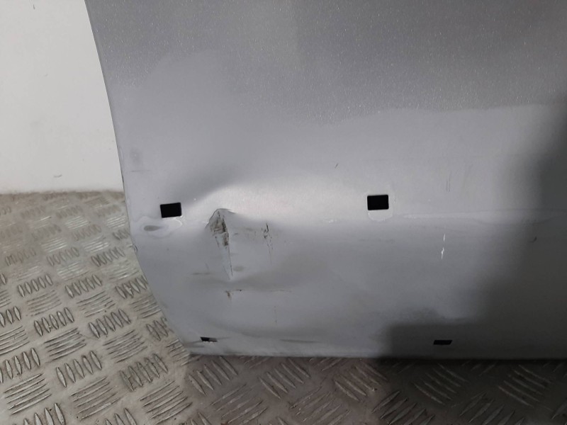 Recambio de puerta delantera derecha para hyundai santa fe (sm) 2.4 gls referencia OEM IAM 7600426111 GRIS 