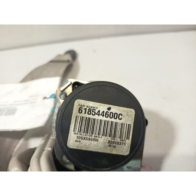 CINTURON SEGURIDAD TRASERO DERECHO 89820F1000WK  - imagen 3