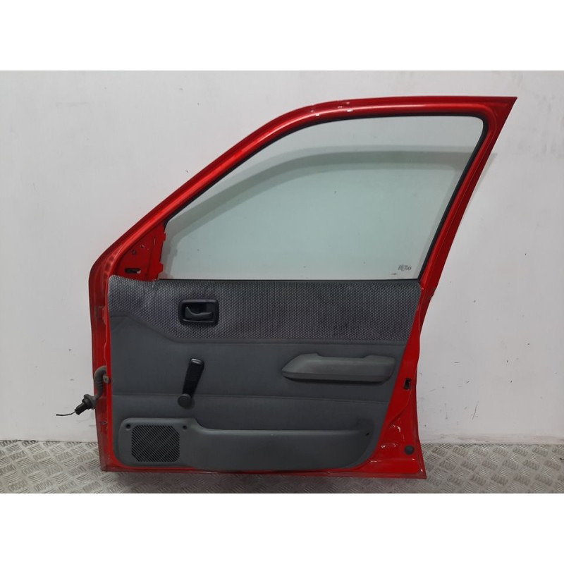 PUERTA DELANTERA DERECHA ROJO  - imagen 2