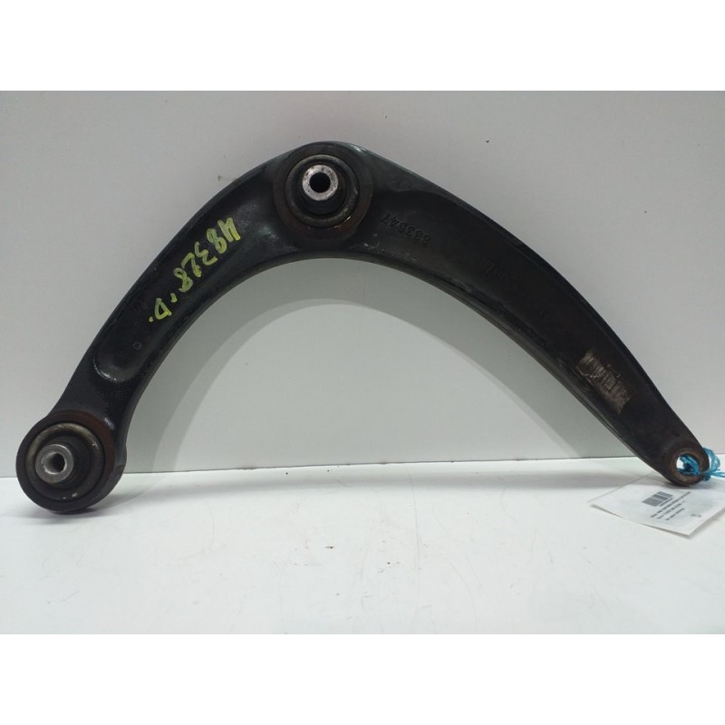 Recambio de brazo suspension inferior delantero derecho para peugeot 5008 active referencia OEM IAM 1643189180  