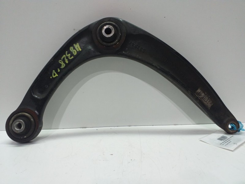 Recambio de brazo suspension inferior delantero derecho para peugeot 5008 active referencia OEM IAM 1643189180  