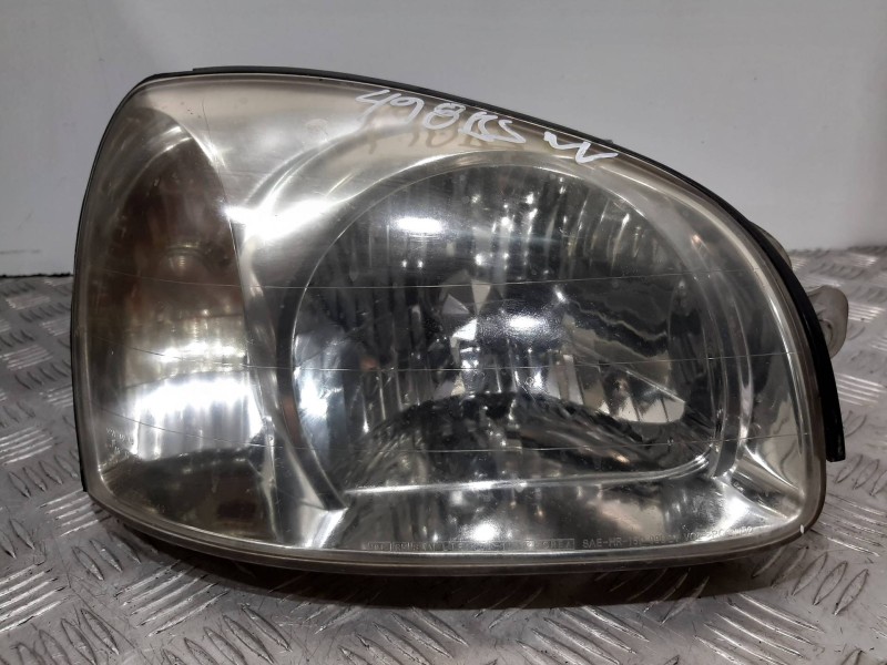 Recambio de faro derecho para hyundai santa fe (sm) 2.4 gls referencia OEM IAM 9210226025  