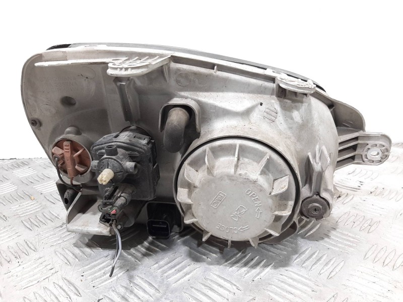 Recambio de faro izquierdo para hyundai santa fe (sm) 2.4 gls referencia OEM IAM 9210126025  