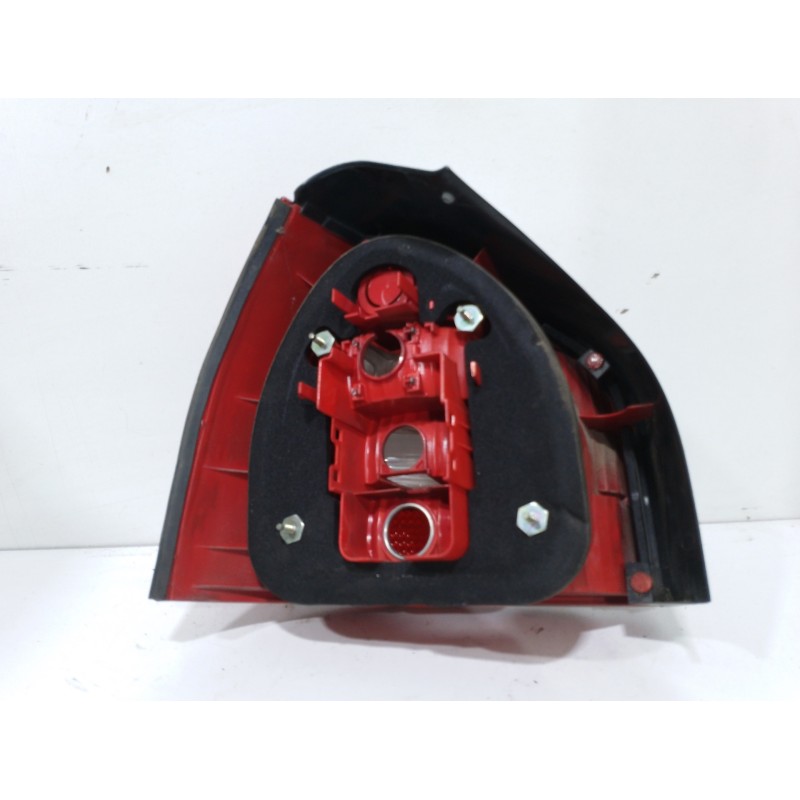 PILOTO TRASERO DERECHO 8L0945096C  - imagen 2