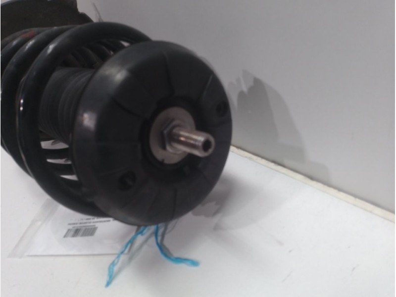 Recambio de amortiguador delantero derecho para peugeot 5008 active referencia OEM IAM 9807734280 99980Y03 