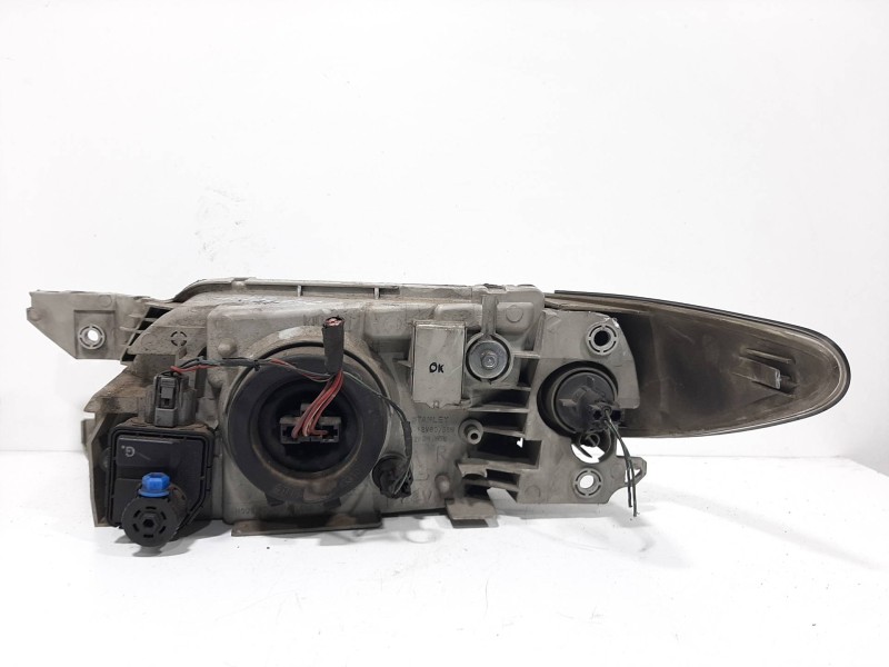 Recambio de faro derecho para mazda premacy (cp) touring (85kw) referencia OEM IAM   