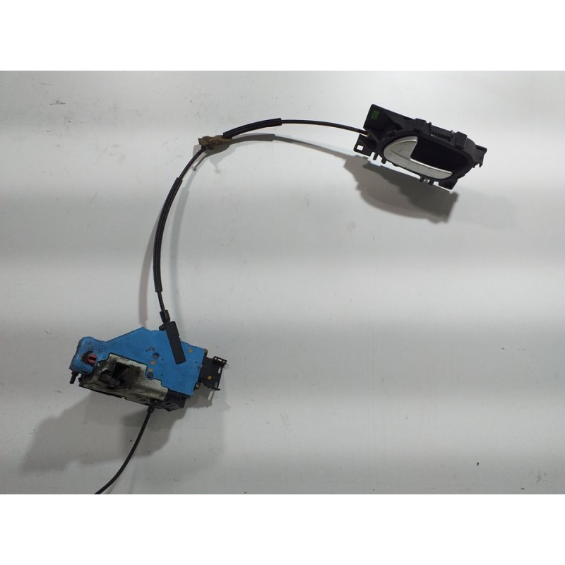 Recambio de cerradura puerta trasera izquierda para peugeot 207 x-line referencia OEM IAM 9137F9 6 PINES 