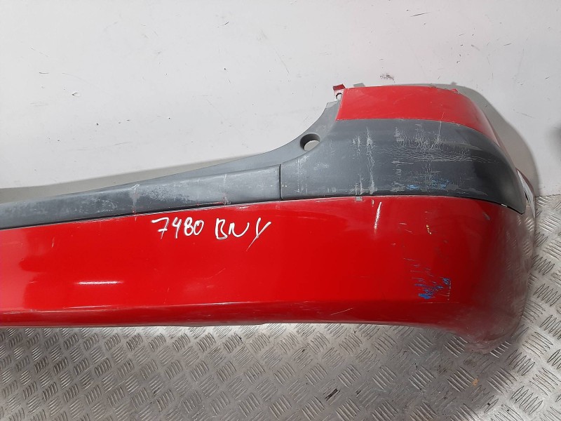 Recambio de paragolpes trasero para mazda premacy (cp) touring (85kw) referencia OEM IAM  ROJO 