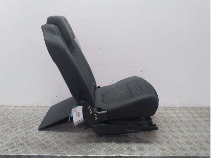 Recambio de asiento trasero derecho para peugeot 5008 active referencia OEM IAM   