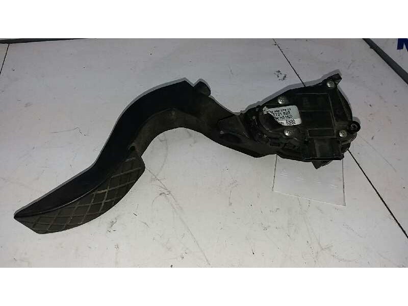 Recambio de pedal acelerador para audi a4 berlina (8e) 1.9 tdi (96kw) referencia OEM IAM NVE8986 8EI721523 