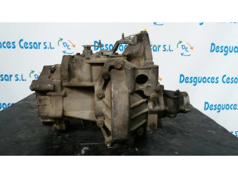 Recambio de caja cambios para chrysler voyager (es) 2.5 cat referencia OEM IAM TTU130106310  