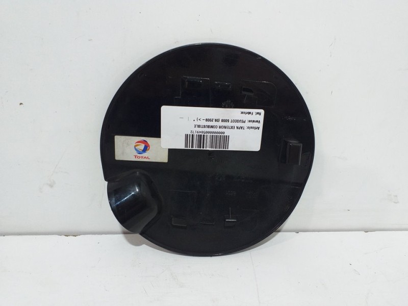Recambio de tapa exterior combustible para peugeot 5008 active referencia OEM IAM  9684164880 NEGRO