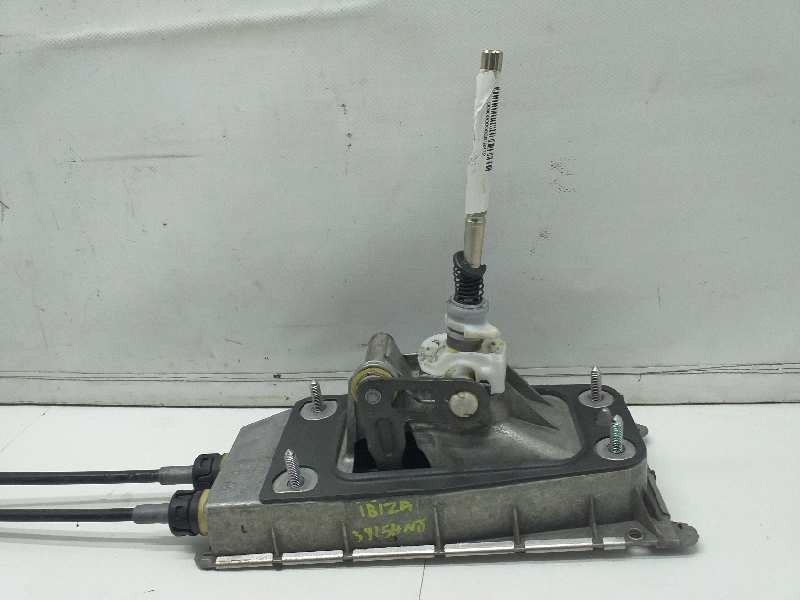 Recambio de palanca cambio para seat ibiza st (6j8) style referencia OEM IAM W06Q0711049CG  