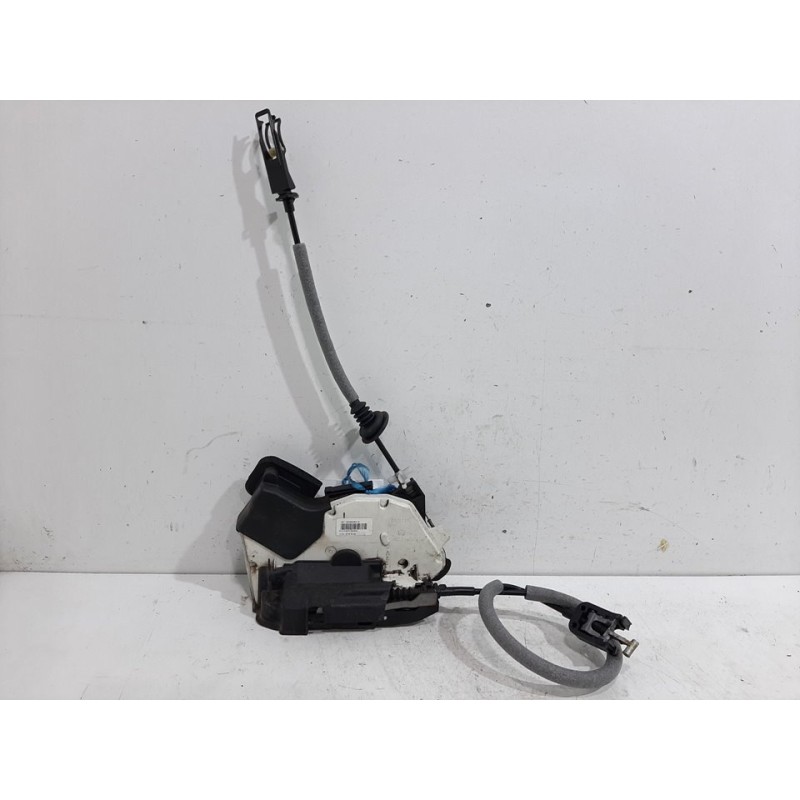 Recambio de cerradura puerta trasera derecha para volkswagen polo (6r1) advance referencia OEM IAM 6R4839016 6R0837350 