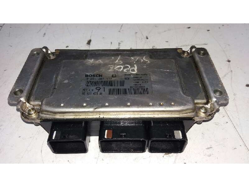 Recambio de centralita motor uce para peugeot 206 berlina play station 2 referencia OEM IAM 261207477   Recambio de centralita motor uce para peugeot 206 berlina play station 2 referencia OEM IAM 261207477