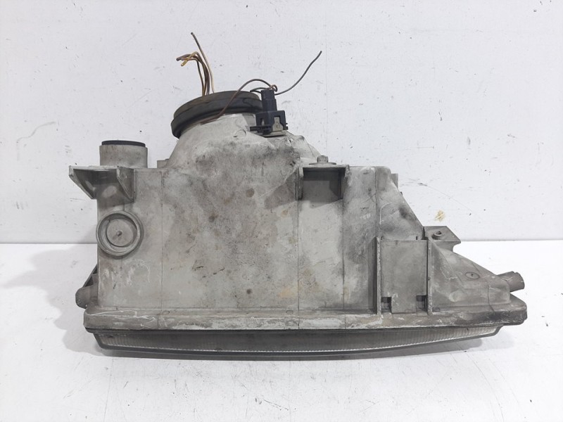 Recambio de faro izquierdo para ford escort turnier cl referencia OEM IAM   