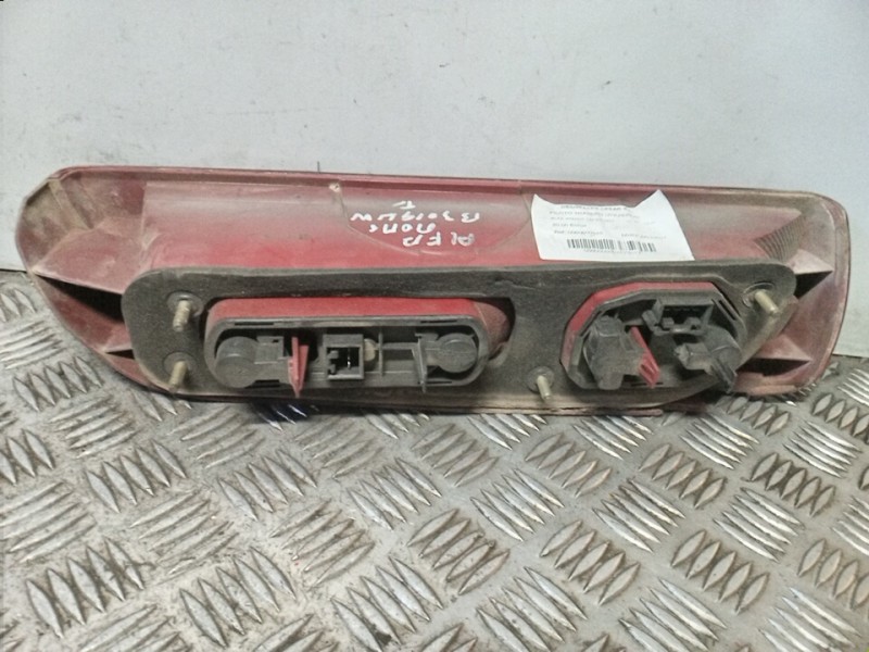 Recambio de piloto trasero izquierdo para alfa romeo 146 2.0 td l referencia OEM IAM 0060603945  