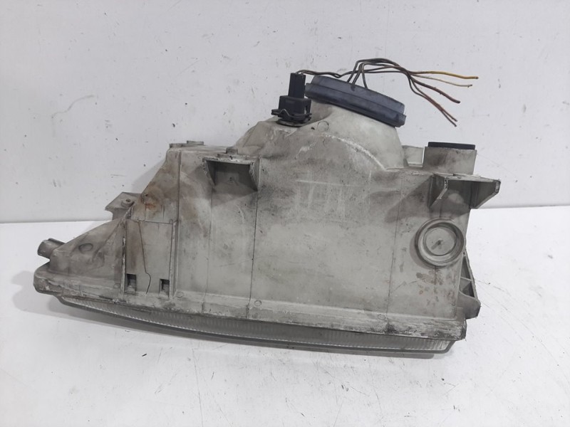 Recambio de faro diurno derecho para ford escort turnier cl referencia OEM IAM   