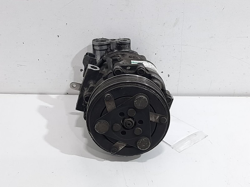 Recambio de compresor aire acondicionado para fiat linea (110) dynamic referencia OEM IAM 51803875  