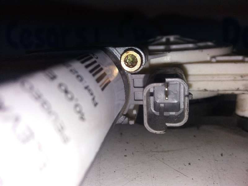 Recambio de elevalunas delantero derecho para peugeot 307 break / sw (s1) xr clim plus referencia OEM IAM 9222J9 ELECTRICO 2 PIN