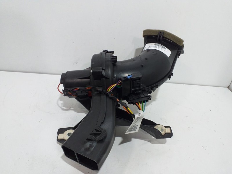 Recambio de motor calefaccion trasero derecho para peugeot 5008 active referencia OEM IAM 9683444380 9683444380 T5156001