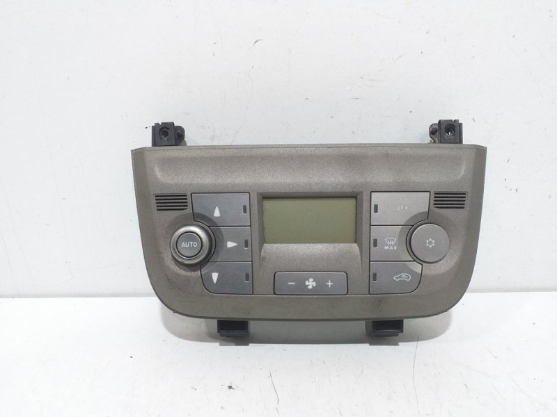 Recambio de mando calefaccion / aire acondicionado para fiat linea (110) dynamic referencia OEM IAM 735459252 A83015600 