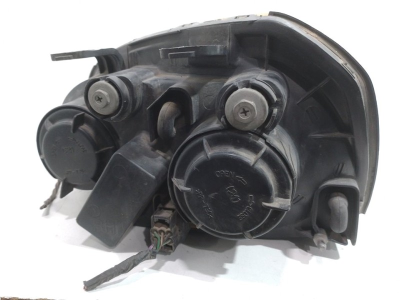 Recambio de faro derecho para chevrolet nubira berlina se referencia OEM IAM   