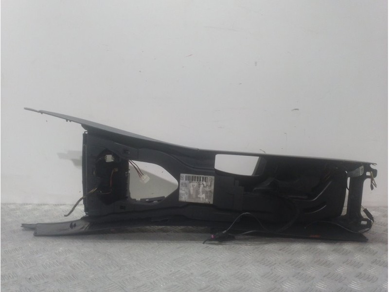 Recambio de consola central para bmw serie 3 touring (e91) 320d referencia OEM IAM 51167130686 NEGRO 