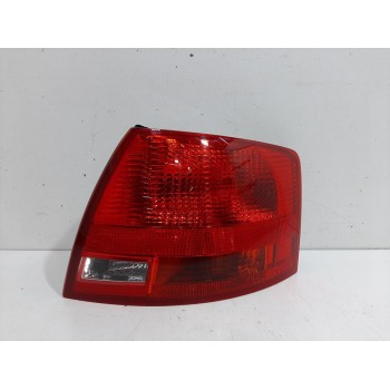 PILOTO TRASERO DERECHO 154461910RB 