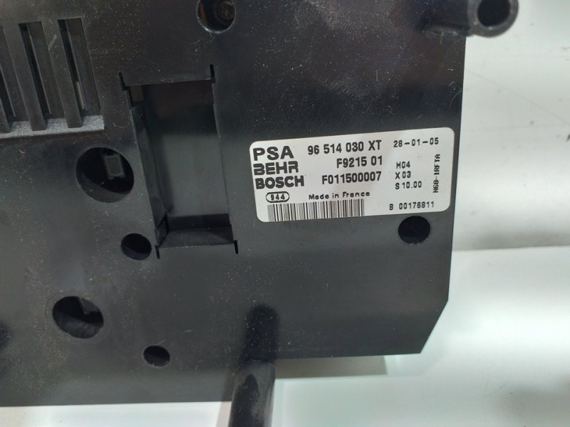 Recambio de mando calefaccion / aire acondicionado para citroën xsara picasso 1.6 16v sx top referencia OEM IAM F921501 96514003