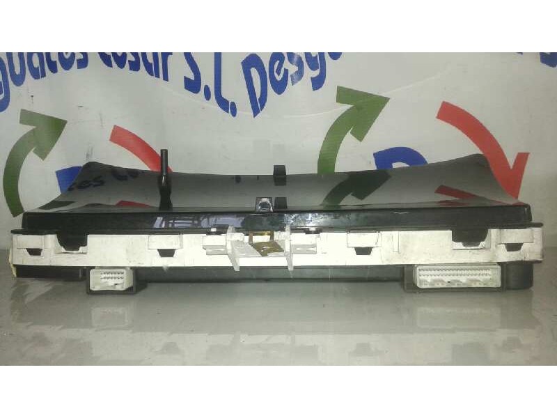 Recambio de cuadro instrumentos para toyota corolla (e12) 2.0 d-4d linea luna berlina referencia OEM IAM 8380002C60 110080288002