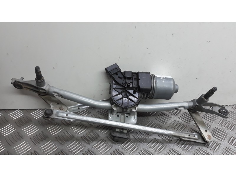Recambio de motor limpia delantero para citroën berlingo cuadro club l2 referencia OEM IAM 0390241621  