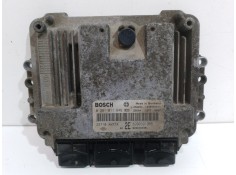 Recambio de centralita motor uce para nissan primera berlina (p12) visia referencia OEM IAM 0281011646  
