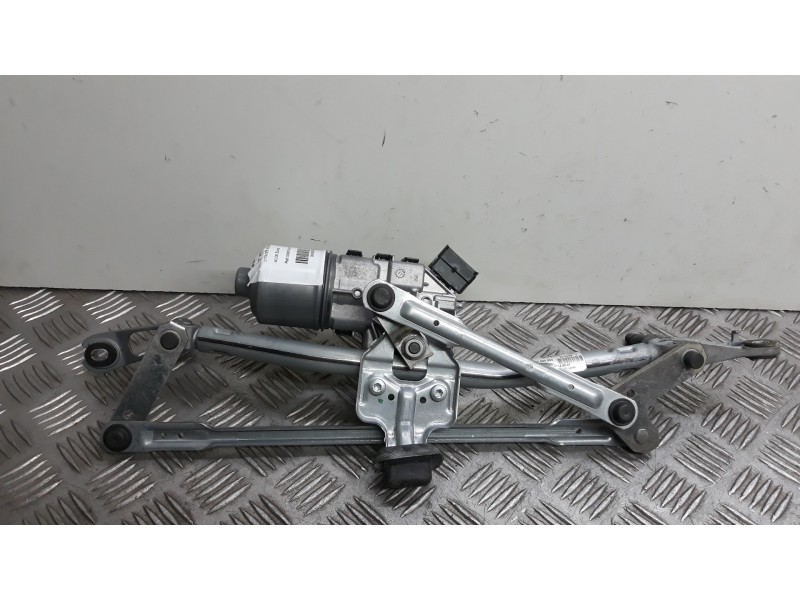 Recambio de motor limpia delantero para citroën berlingo cuadro club l2 referencia OEM IAM 0390241621  