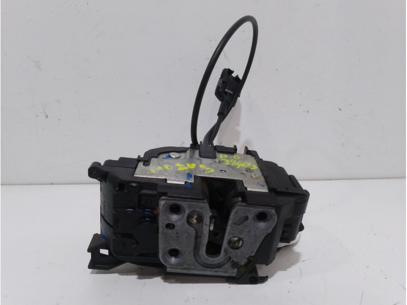 Recambio de cerradura puerta delantera derecha para renault grand modus authentique referencia OEM IAM 8200219247 4 PINES 