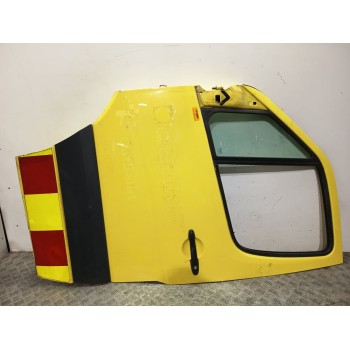PUERTA DELANTERA IZQUIERDA 9067200005  OEM 9067200005