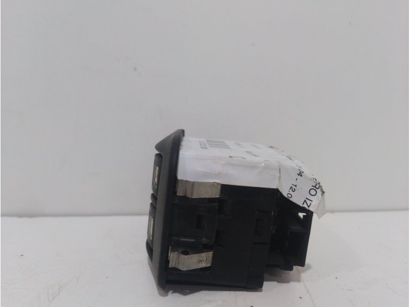 Recambio de mando elevalunas delantero izquierdo para peugeot 206 berlina e-music referencia OEM IAM 6552WQ  