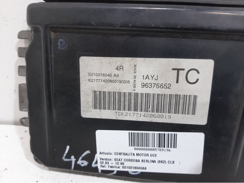 Recambio de centralita motor uce para seat cordoba berlina (6k2) clx referencia OEM IAM S010016040A9 2 CONECTORES 