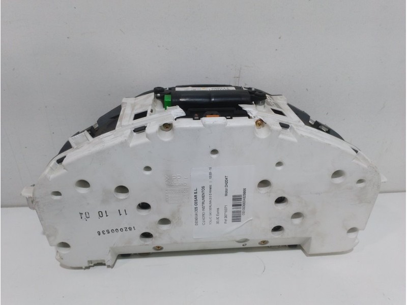 Recambio de cuadro instrumentos para volvo s40 berlina 2.0 d kinetic referencia OEM IAM 30710071  