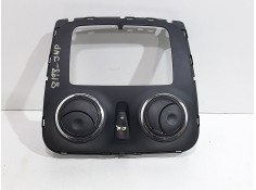 Recambio de rejilla aireadora central para dacia sandero ambiance referencia OEM IAM 682601926R  