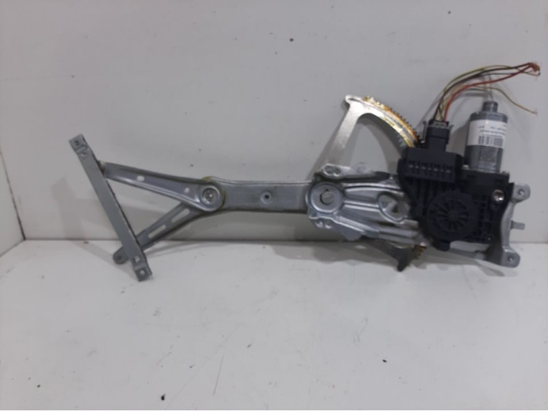 Recambio de elevalunas delantero derecho para opel astra h ber. enjoy referencia OEM IAM 1310148 5 PINES 