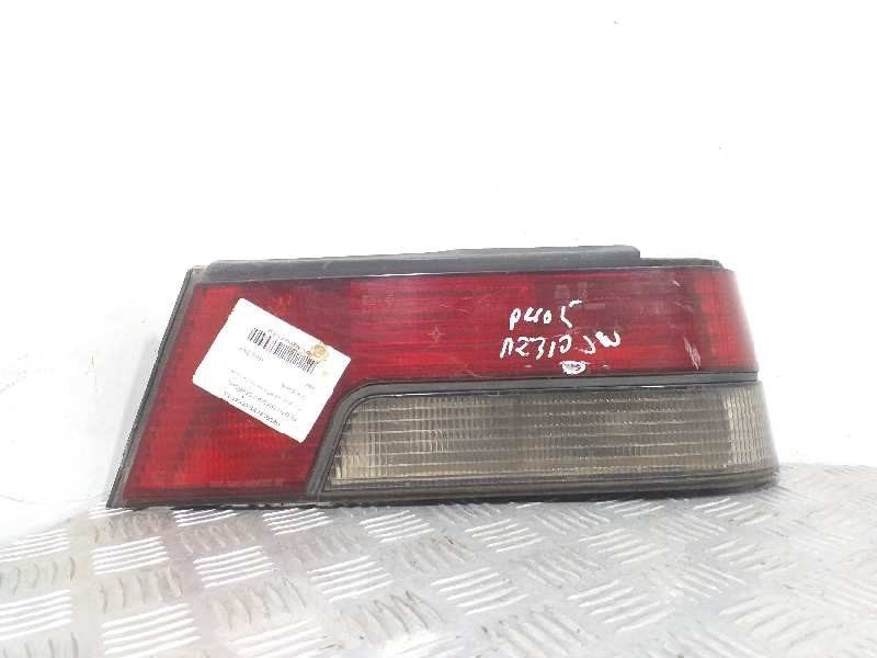 Recambio de piloto trasero derecho para peugeot 405 berlina sri exclusive referencia OEM IAM    Recambio de piloto trasero derecho para peugeot 405 berlina sri exclusive referencia OEM IAM