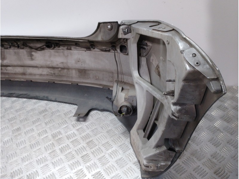 Recambio de paragolpes trasero para ford focus berlina (cap) ghia referencia OEM IAM 4M51A17906 GRIS 